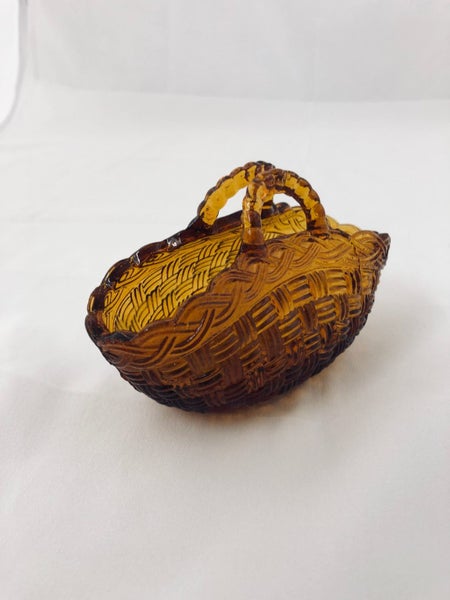 Vintage Amber Basket (20479)63617763623554112