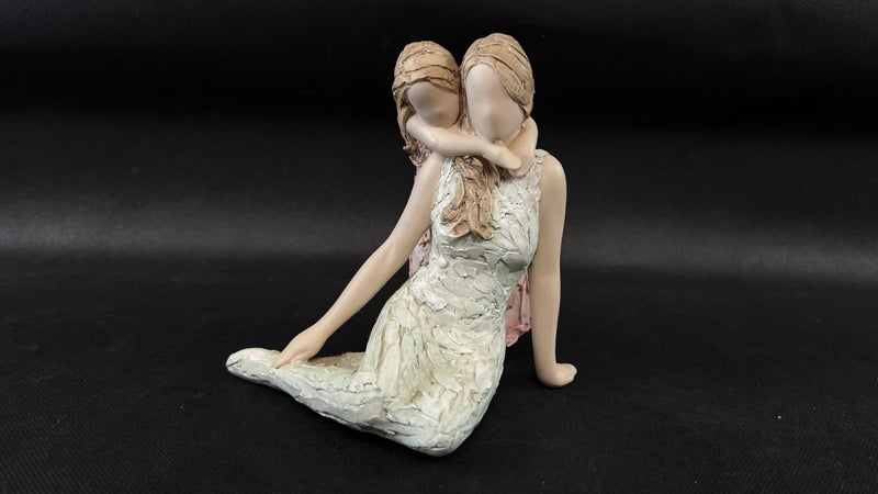 Arora Design "More Than Words Like Mother Like Daughter" Figurine - Lot W59 Carousel 1