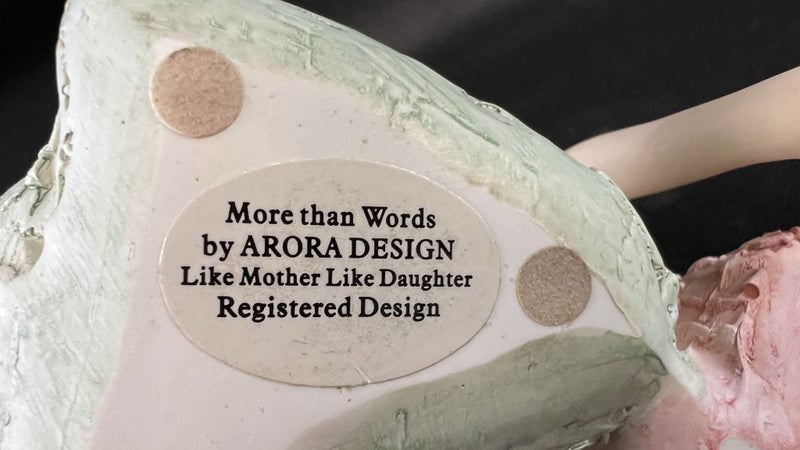 Arora Design "More Than Words Like Mother Like Daughter" Figurine - Lot W59 Carousel 7