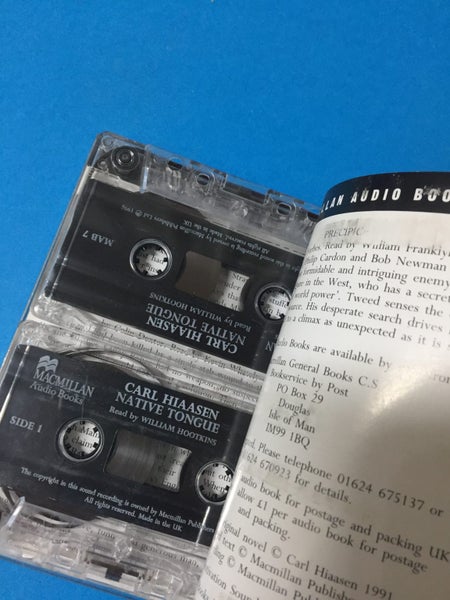 Carl Hiaasen: Native Tongue (AudioBook Cassette) Carousel 3