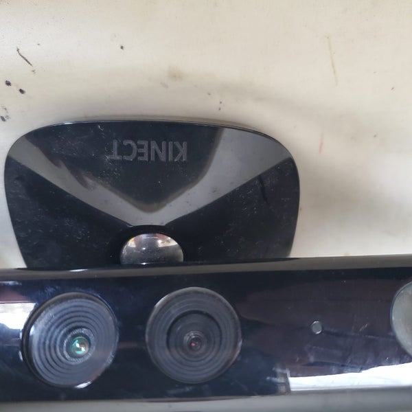 X-BOX 360 KINECT CAMERA Carousel 2