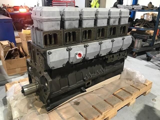 Cummins QSK19C Engine New Carousel 1