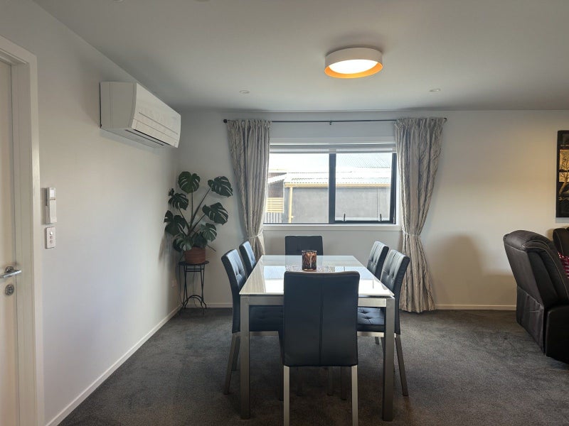 Multi-income property in central location64362687134723114