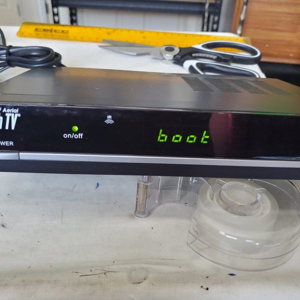 AERIAL BOX T1020 FREEVIEW Carousel 2