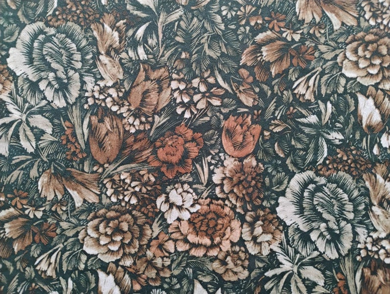VINTAGE FLORAL PRINT KNIT FABRIC - UNUSED Carousel 2
