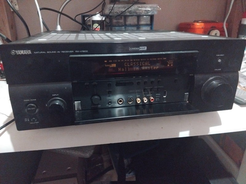 7.1 x 130 watt channel Yamaha natural sound AV Receiver RX-V1900 Carousel 1