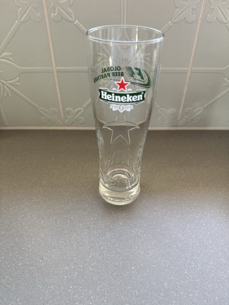 Heineken Formula 1 (F1) 250ml beer glass Carousel 1