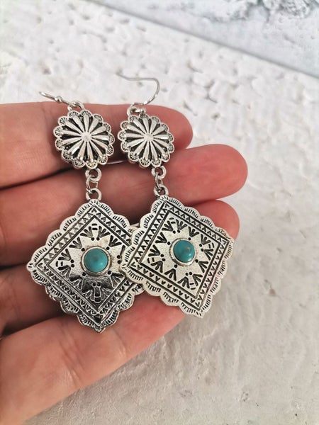 Western Boho Detailed Earrings Carousel 3