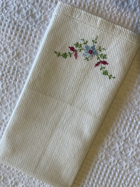 A sweet little thick linen embroidered HUCKABACK Towel Carousel 1