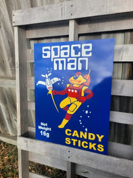 SPACEMAN CANDY STICKS 610X450MM Carousel 1