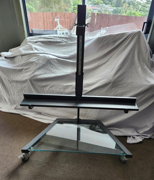 TV Stand Carousel 2