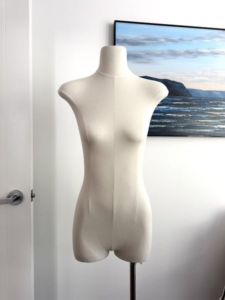 Mannequin female Carousel 1