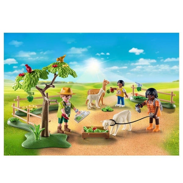Playmobil Alpaca Walk Carousel 3