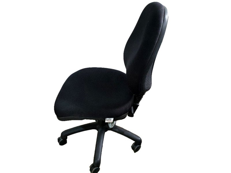 Quality Office Chair, 3 Levers Carousel 2