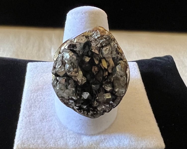 1970s Chunky Vintage Sparkling Smokey Grey Pyrite Mineral Ring * Size adjustable Carousel 1