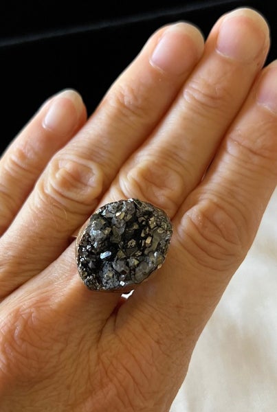 1970s Chunky Vintage Sparkling Smokey Grey Pyrite Mineral Ring * Size adjustable Carousel 2