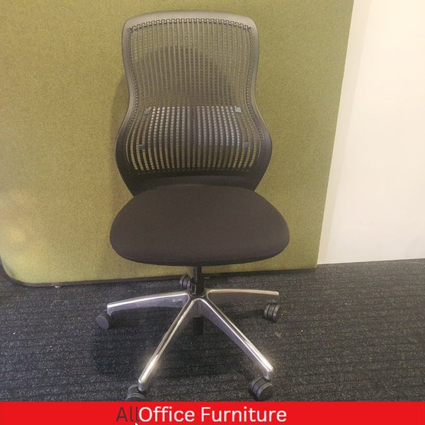 Knoll Office Chair, Belite 2021 Model Carousel 1