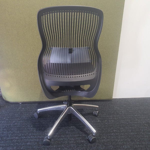 Knoll Office Chair, Belite 2021 Model Carousel 2