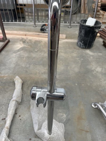 Grabrail and shower rail combo 820 x 820 SS Carousel 1