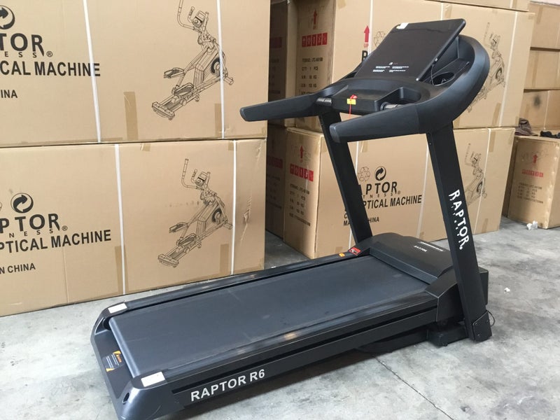 TREADMILL-FAMOUS RAPTOR R6(NATION WIDE DELIVERY AVAILABLE)628638568696331112