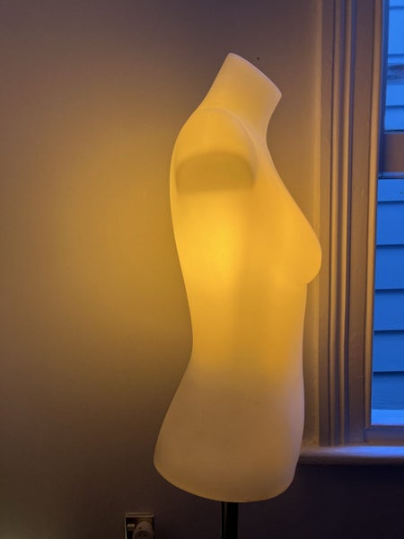 Mannequin Carousel 2
