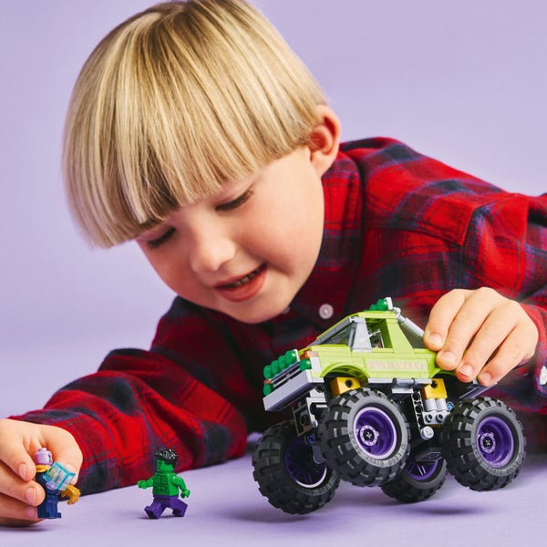 LEGO Super Heroes: The Hulk Truck vs. Thanos - (76312) Carousel 2