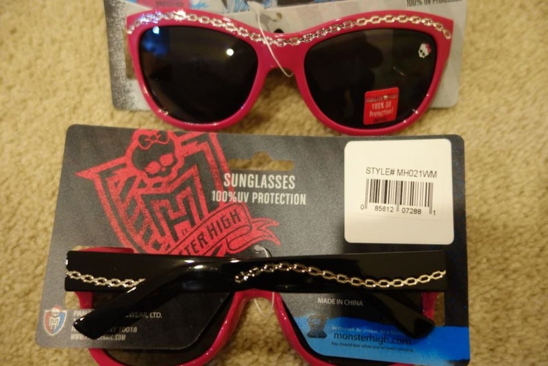 Monster High Sunglasses 100% UV Protection Carousel 1