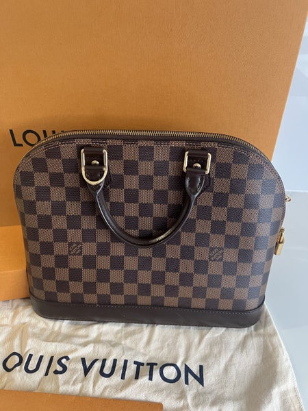 Louis Vuitton Alma PM plus the LV bag Charms62934717702274113