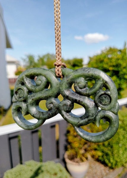 Greenstone/Pounamu Pekapeka Carousel 2