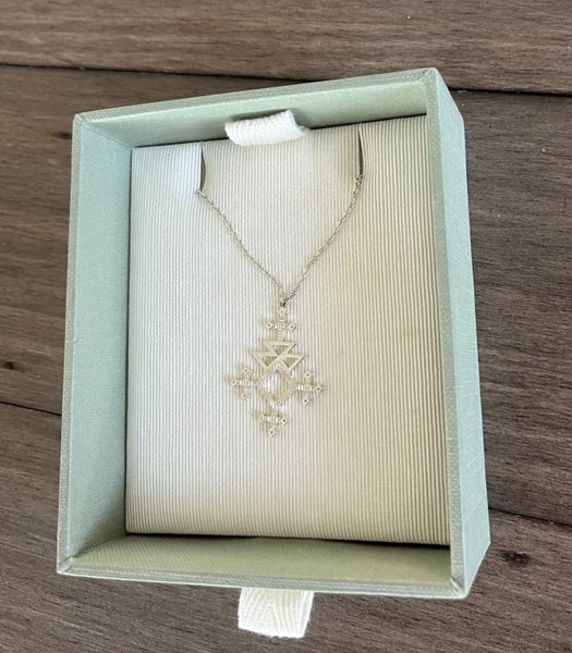 Zoe and Morgan Silver Necklace As New Carousel 6