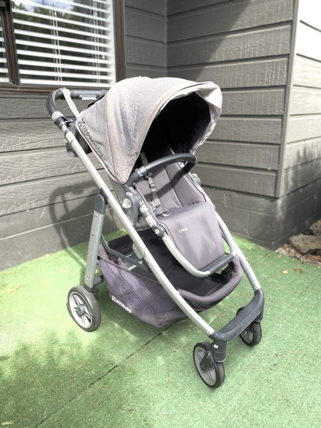 UPPAbaby Stroller Pram Carousel 1
