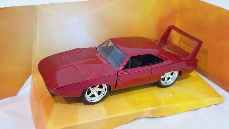 JADA FAST AND FURIOUS DOMS DODGE CHARGER DAYTONA 1:32 SCALE MOVIE CAR MINT BOXED Carousel 2