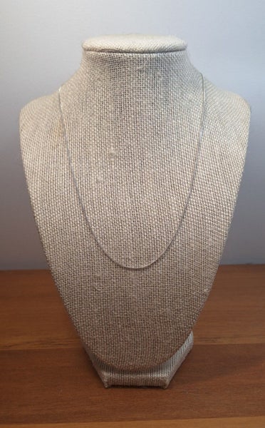 Jewellery Clearance - Solid Sterling Silver Curb Chain - Stamped 925 - 45cm Carousel 2