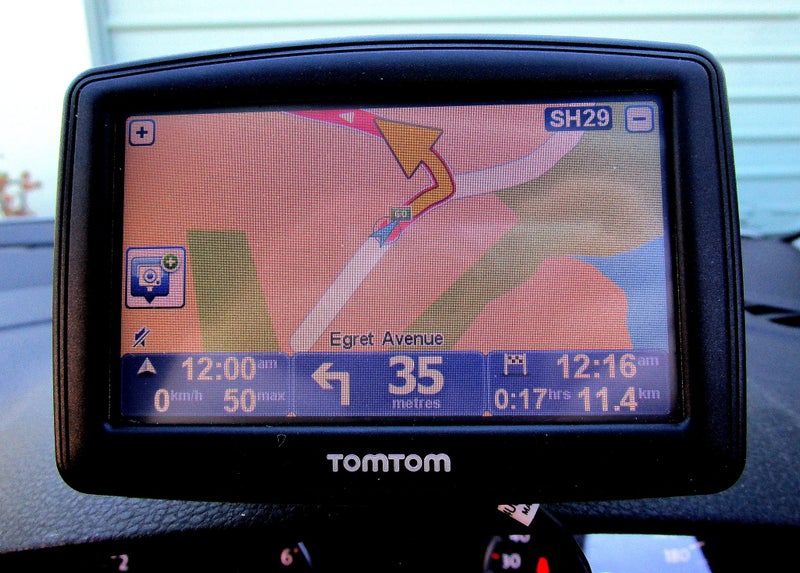 *** GREAT TOM TOM XL WIDE SCREEN GPS *** Carousel 3