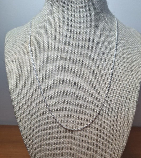 Jewellery Clearance - Solid Sterling Silver Solid POW Chain - Stamped 925 - 45cm Carousel 1