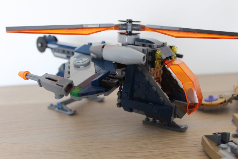 LEGO Marvel - Avengers Hulk Helicopter Rescue (76144) - RETIRED Carousel 2