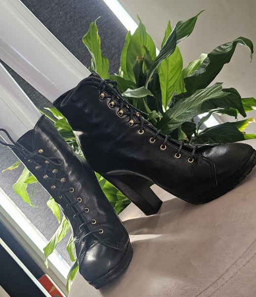 Max Mara Ankle Boots Carousel 1