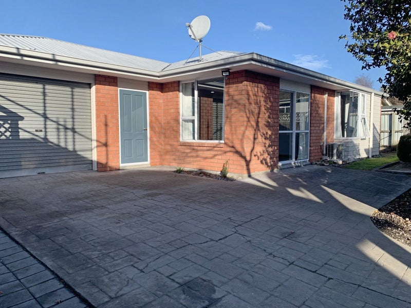 Image 1 of 18