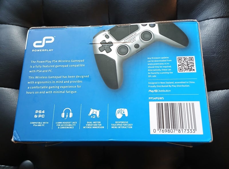 PS4 Wireless Powerplay Controller/Box Carousel 2