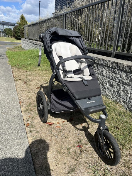Uppababy Ridge Stroller - Running Stroller Carousel 1
