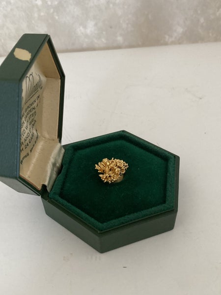 Flora Danica pin brooch Carousel 2