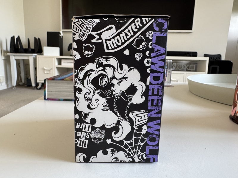 Monster High Clawdeen Wolf vinyl figure Carousel 2