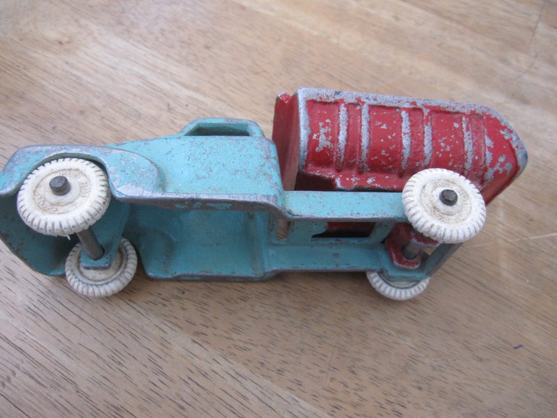 VINTAGE FUN HO UTE DUMP TRUCK Carousel 7