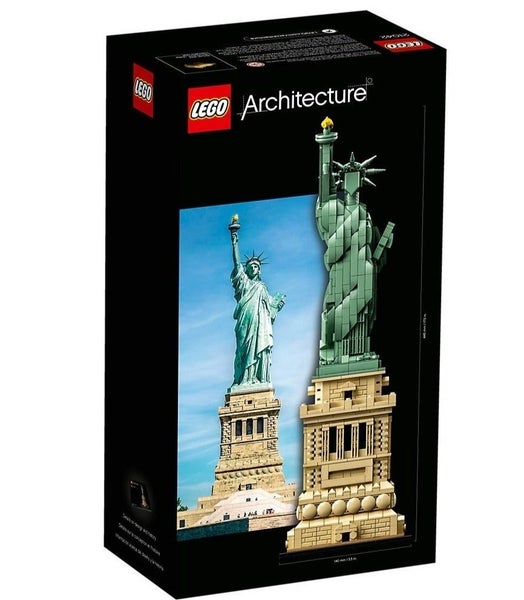 LEGO Architecture Statue of Liberty Model (21042) Carousel 2