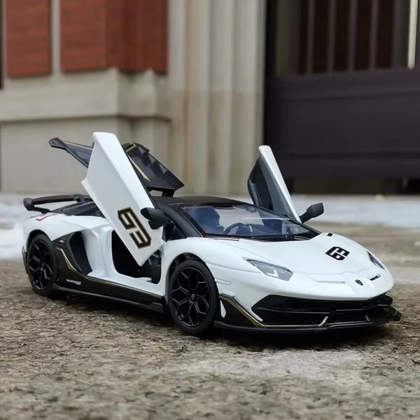 1:32 Lamborghini Aventador SVJ63 Huracan Car Model Toy Alloy Diecast, White Carousel 5