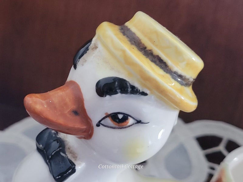 Mid Century Duck Planter Kitsch Made in Japan Anthropomorphic Carousel 2