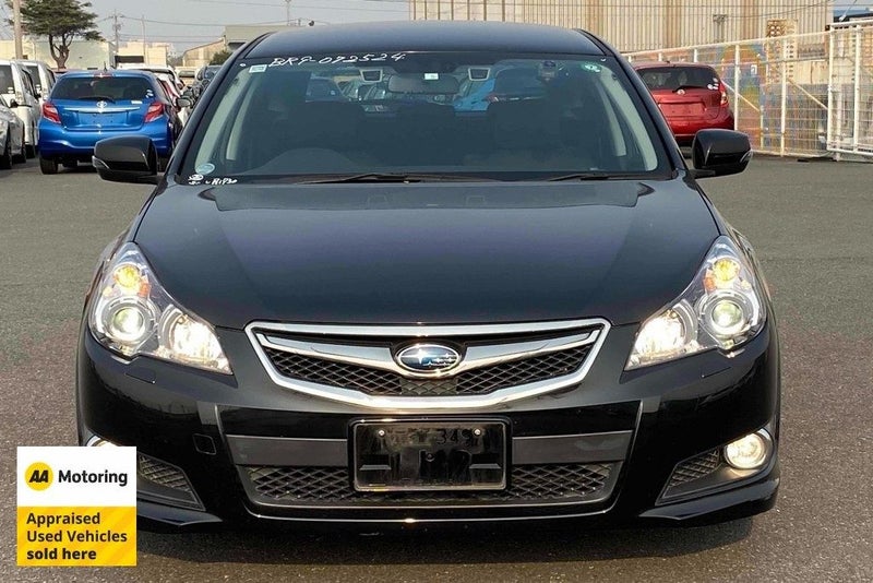 2012 Subaru Legacy 2.5I 4WD B-Sport / Eyesight62863251178243112