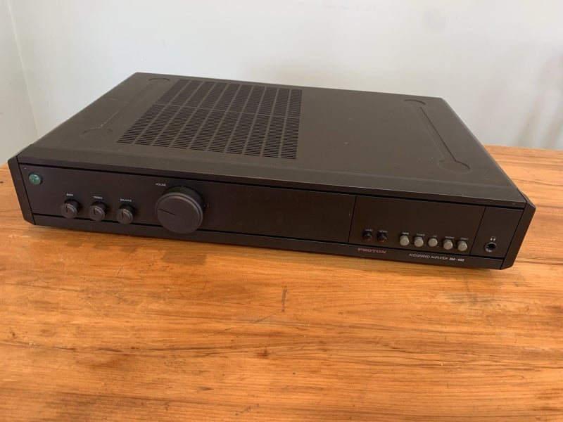 Pristine PROTON AUDIO AM-452 NAD-like Minimalist Audiophile Amplifier Carousel 2