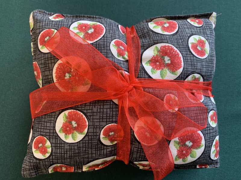 Wheat Bag - 3 Pocket - Pohutakawa Grey/Red/White (NZ Native) Carousel 1