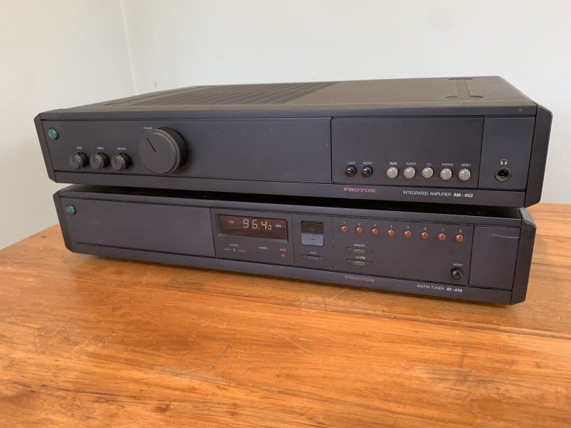 Pristine PROTON AUDIO AM-452 NAD-like Minimalist Audiophile Amplifier Carousel 10